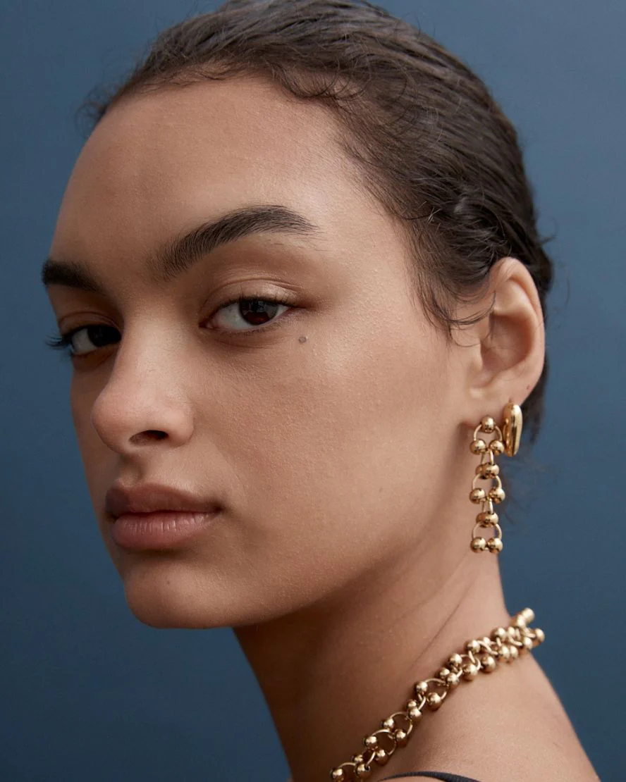 Amanda Earrings in Gold - Image 3