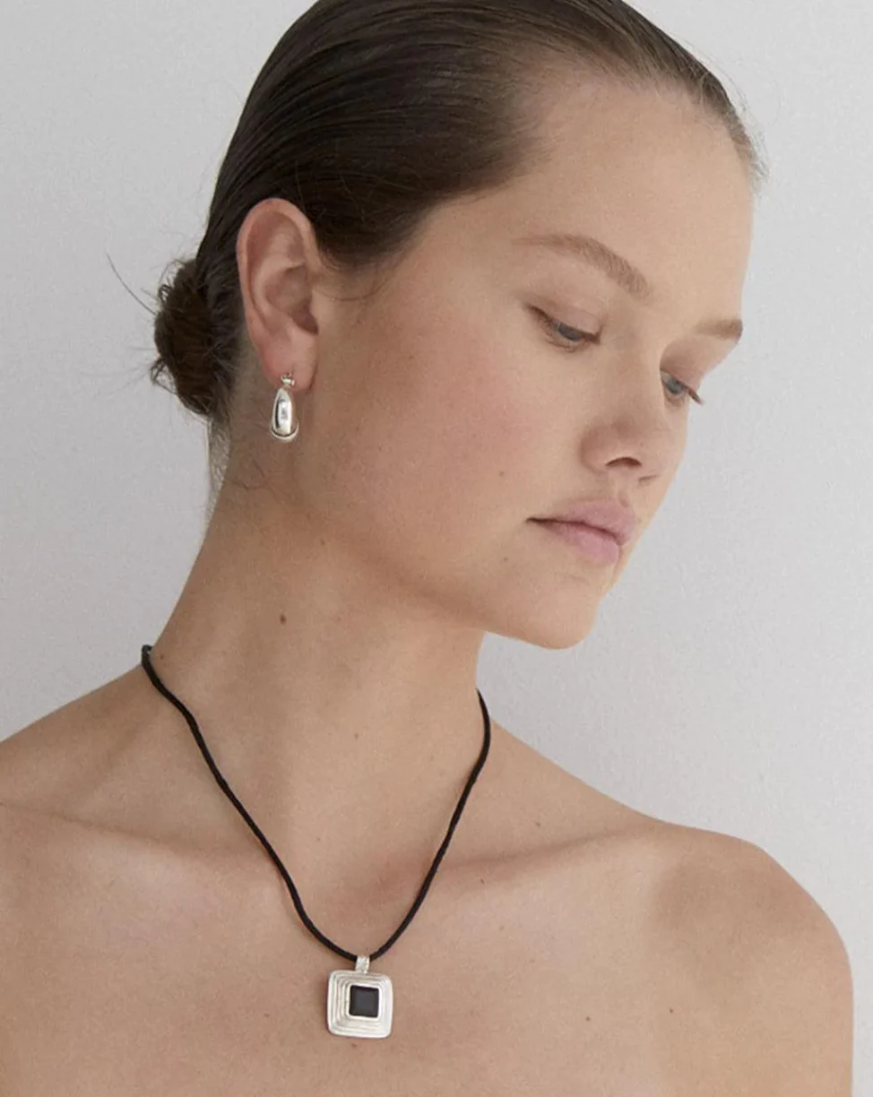 Blythe Necklace - Image 3