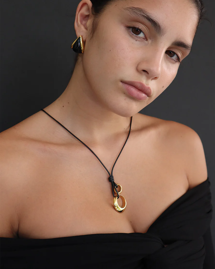 Brisa Necklace in Gold - Image 2