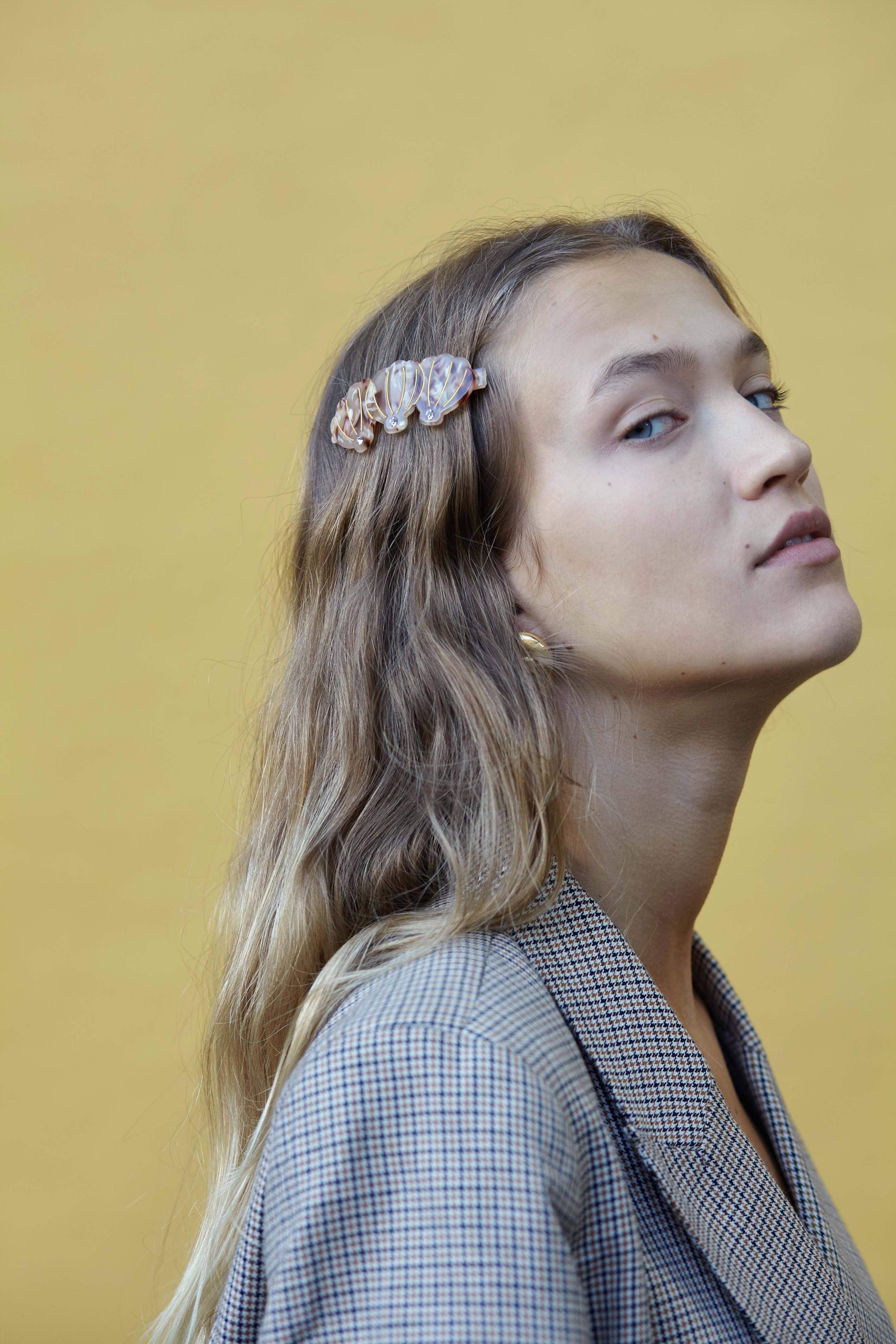 Claudia Clip in Tortoiseshell - Image 2