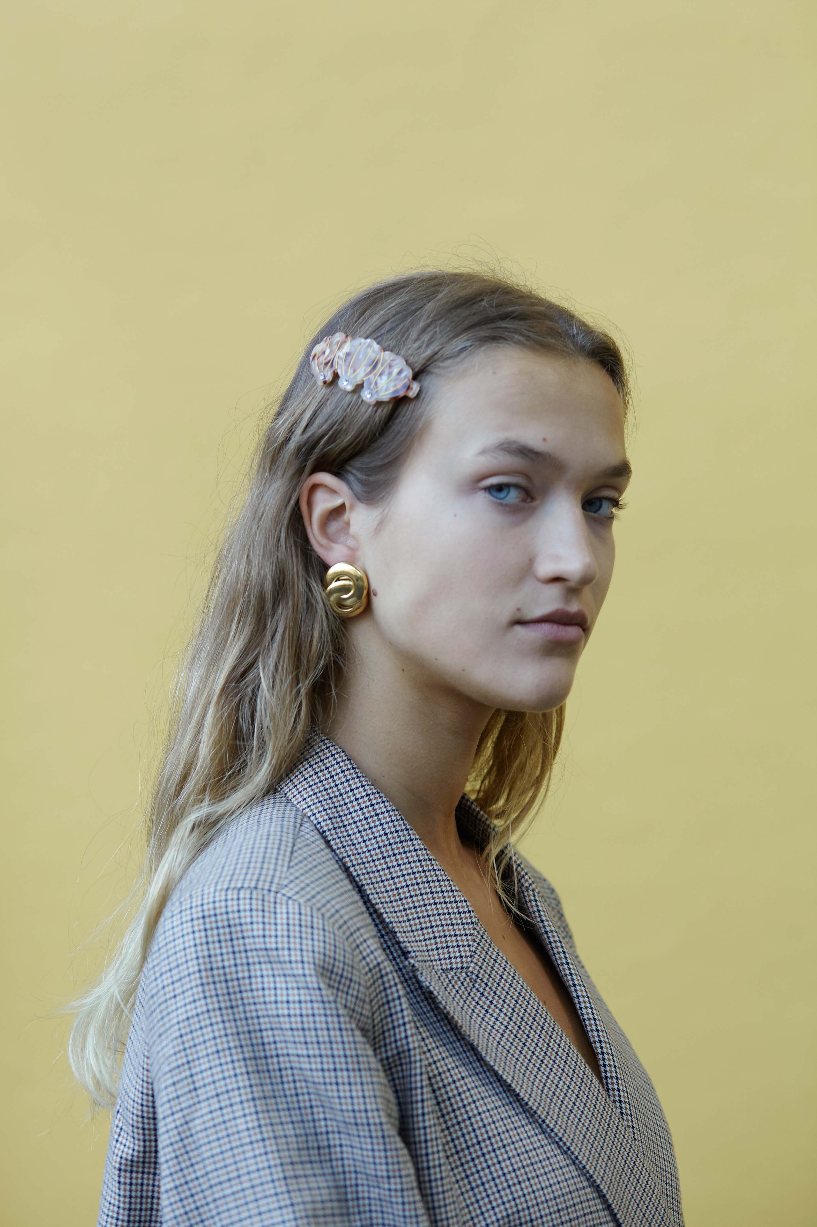 Claudia Clip in Tortoiseshell - Image 4