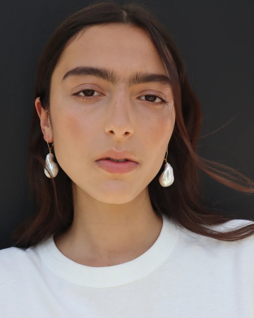 Cocoon Pearl Earrings Gold - Image 6