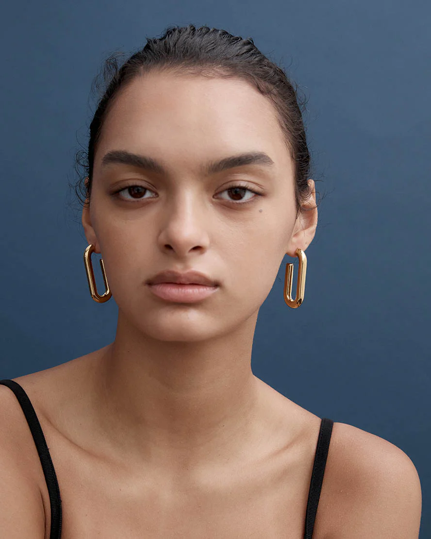 Diya Earrings in Gold - Image 3