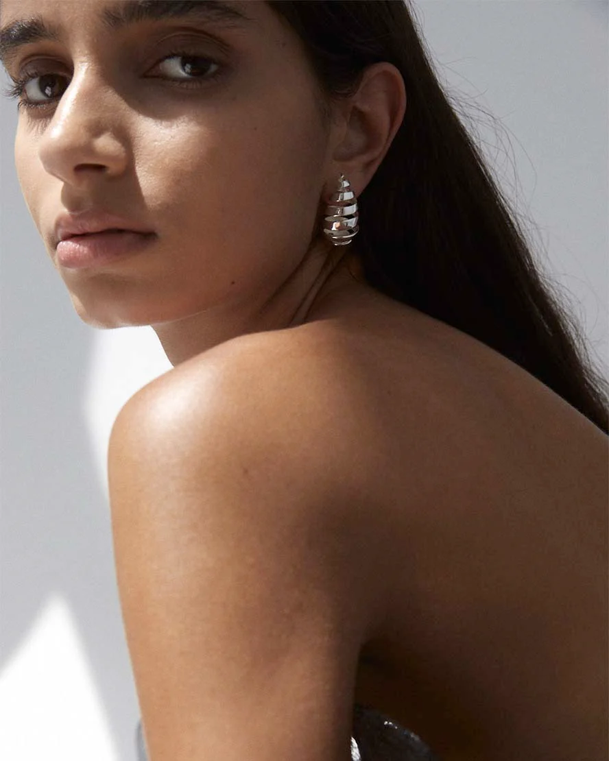 Gwen Earrings in Silver - Image 4
