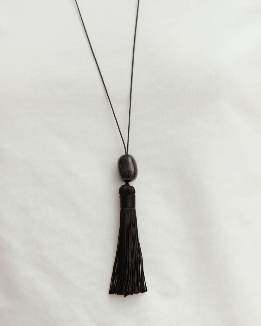 Milan Necklace Black - Image 4