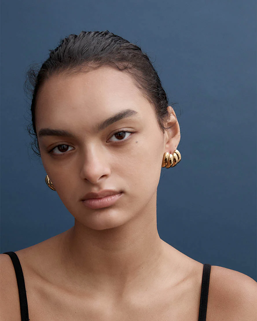 Nova Earrings in Gold - Image 4