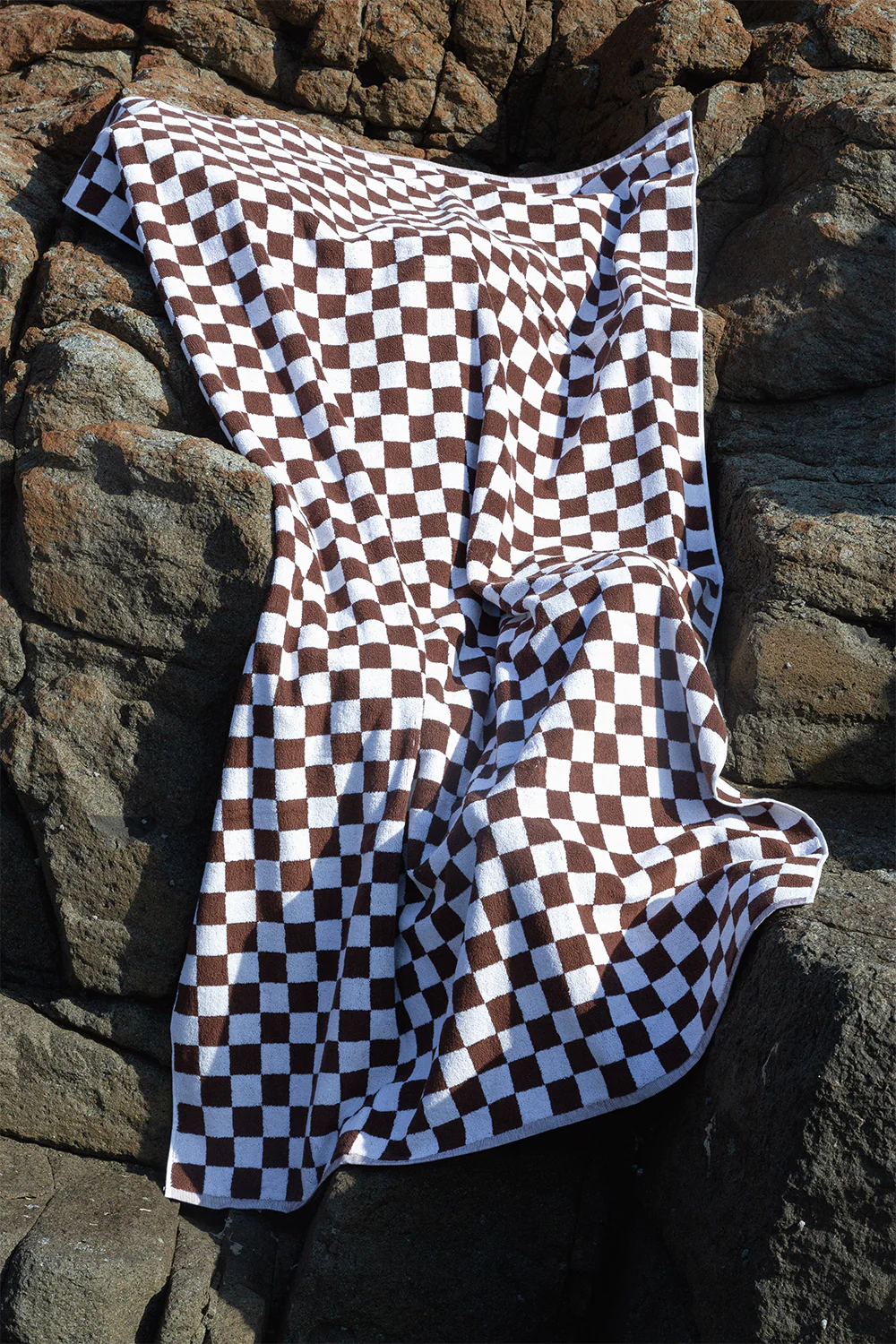 Towel Set Small Check in Brown - Image 3