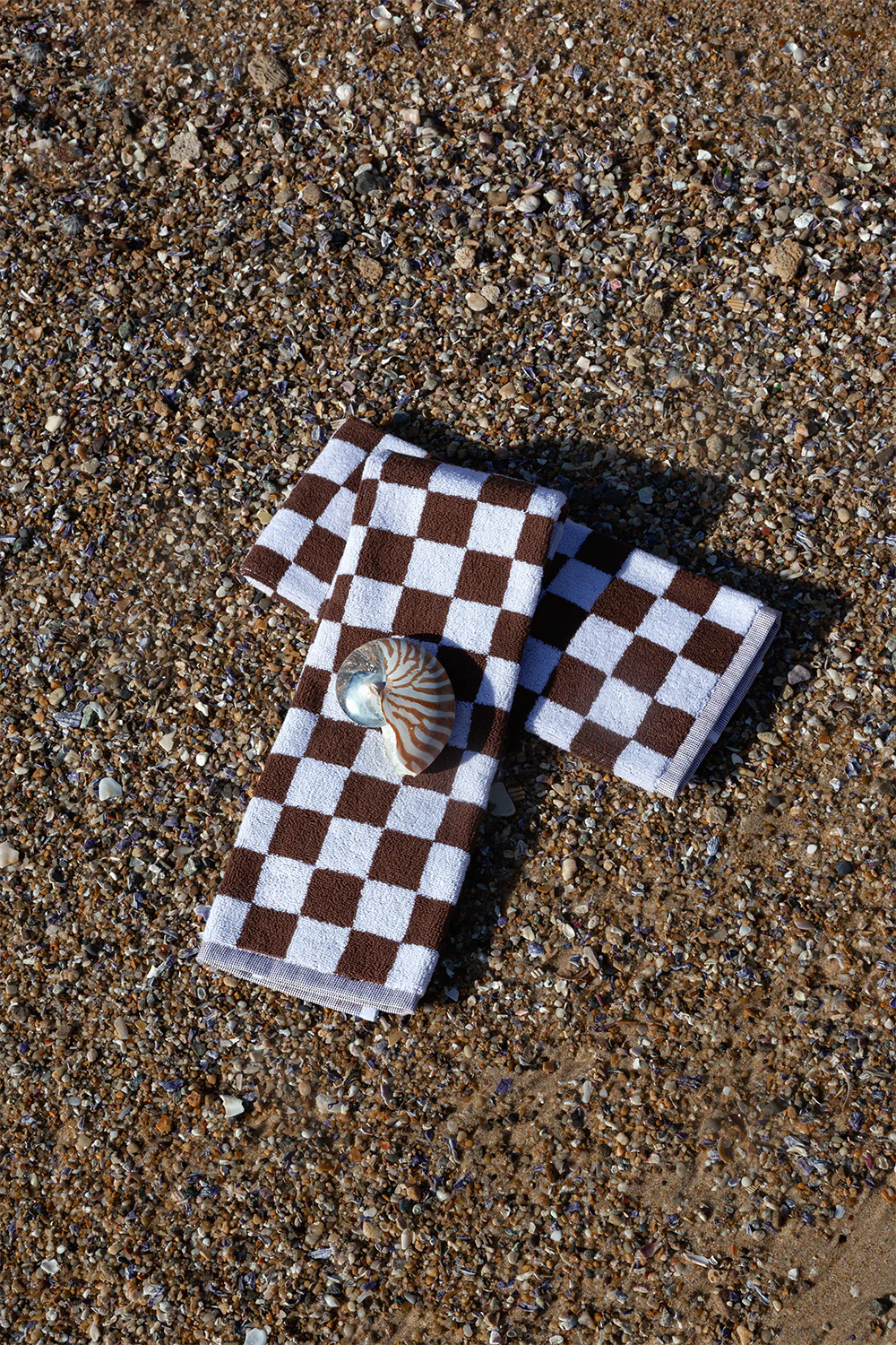 Towel Set Small Check in Brown - Image 7