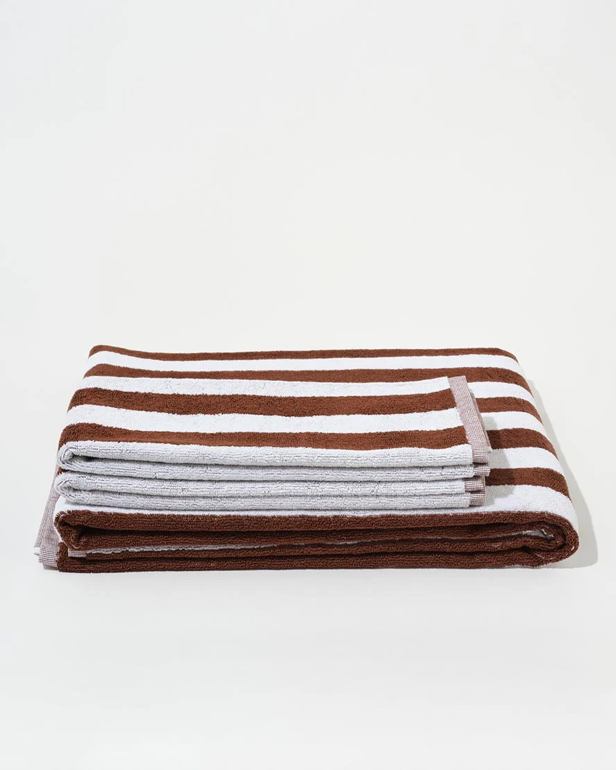 Towel Set Narrow Stripe in Brown - Image 3