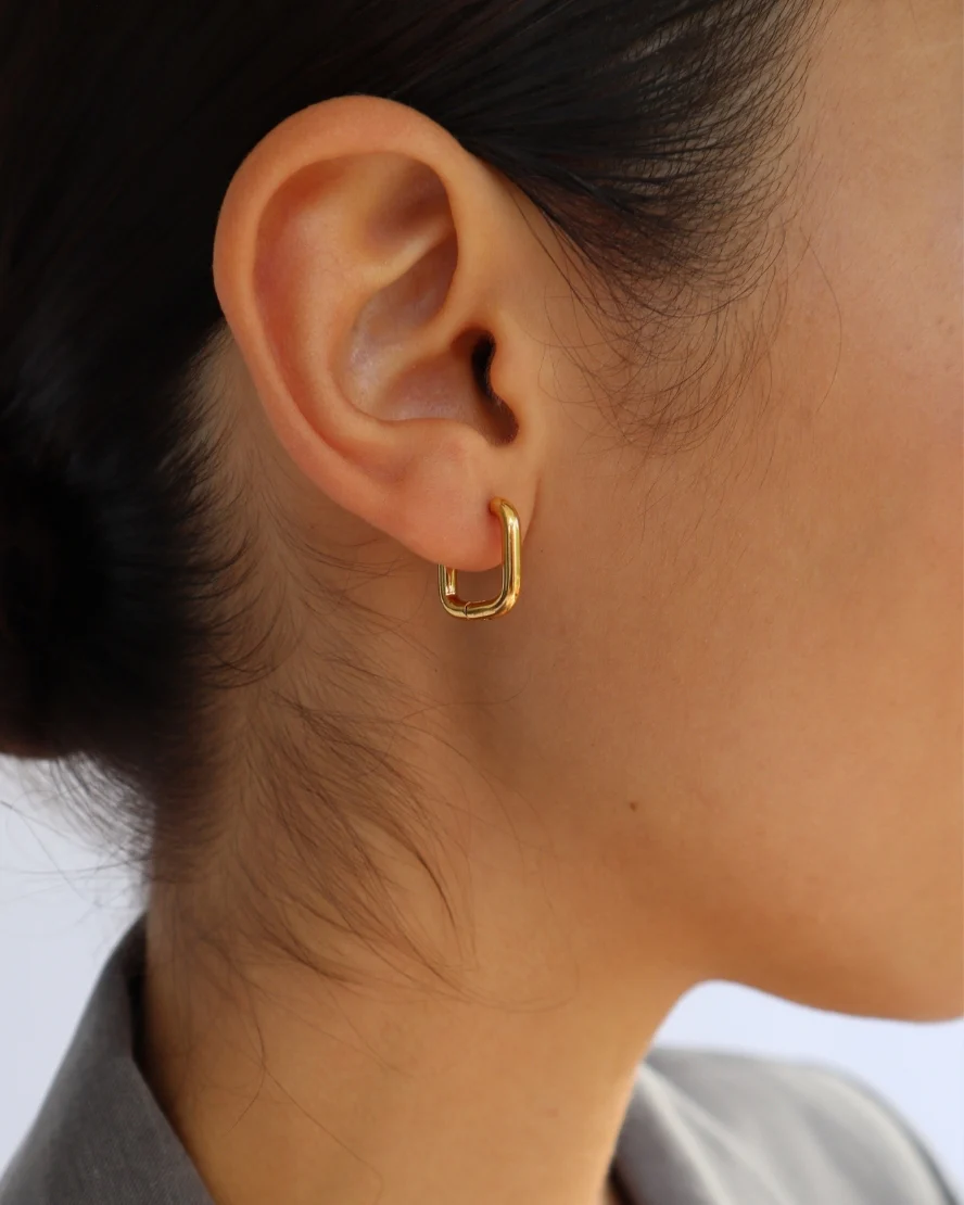 Tula Earrings in Gold - Image 3